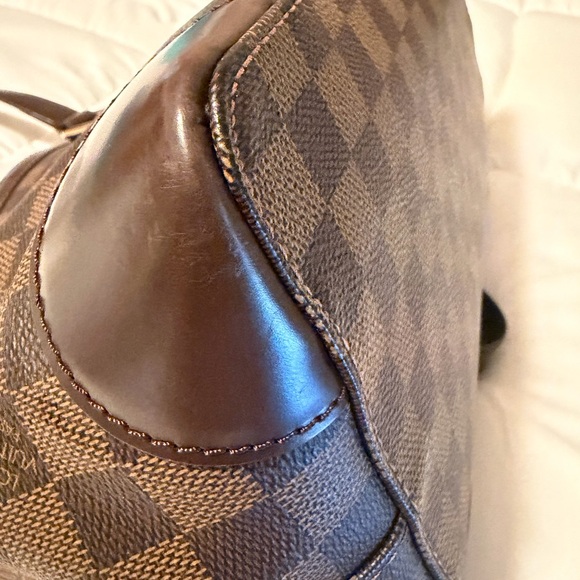 Louis Vuitton Damier Ebene Tote with Red Interior and Gold Hardware - Picture 6 of 15